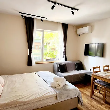 Malavi Tn2 Center Ruse